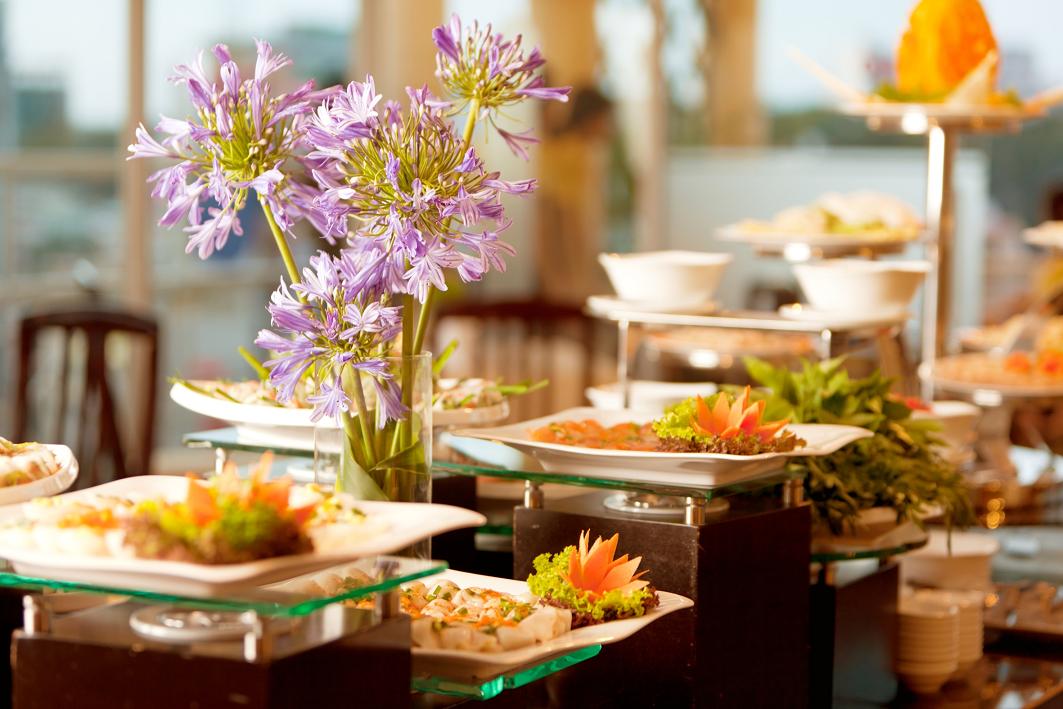Khách sạn Quê Hương 4
